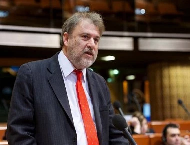 Νότης Μαριάς: Να πως μεθοδεύει τον σκοπιανό συνταγματικό αλυτρωτισμό ο Ζάεφ (βίντεο)